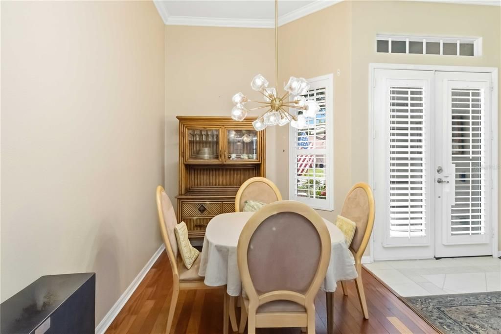 For Sale: $564,700 (4 beds, 3 baths, 2545 Square Feet)