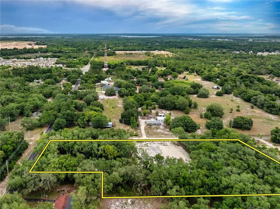 На продажу: $250,000 (3.43 acres)