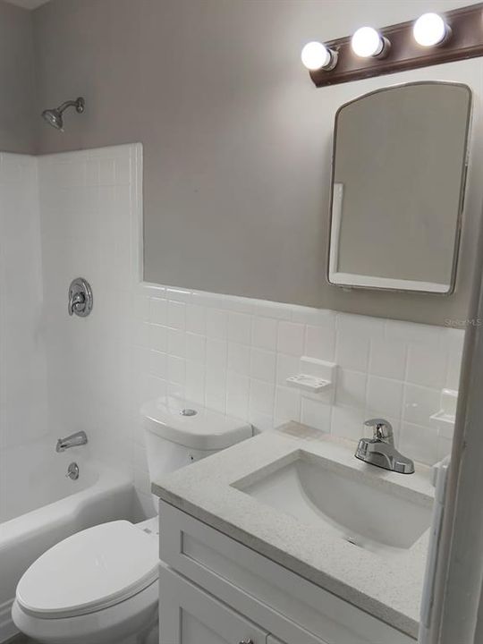 Active With Contract: $199,900 (4 beds, 1 baths, 1020 Square Feet)