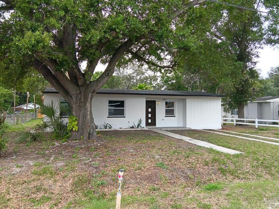 Active With Contract: $199,900 (4 beds, 1 baths, 1020 Square Feet)