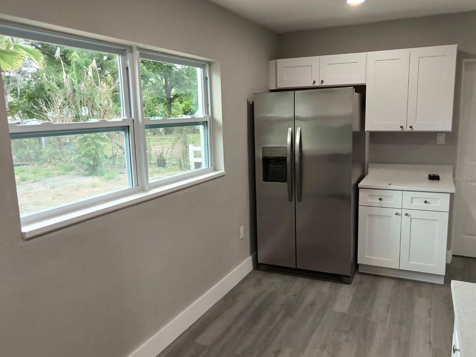 Active With Contract: $199,900 (4 beds, 1 baths, 1020 Square Feet)