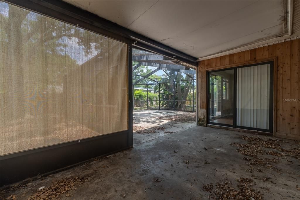 Activo con contrato: $325,000 (3 camas, 2 baños, 1258 Pies cuadrados)