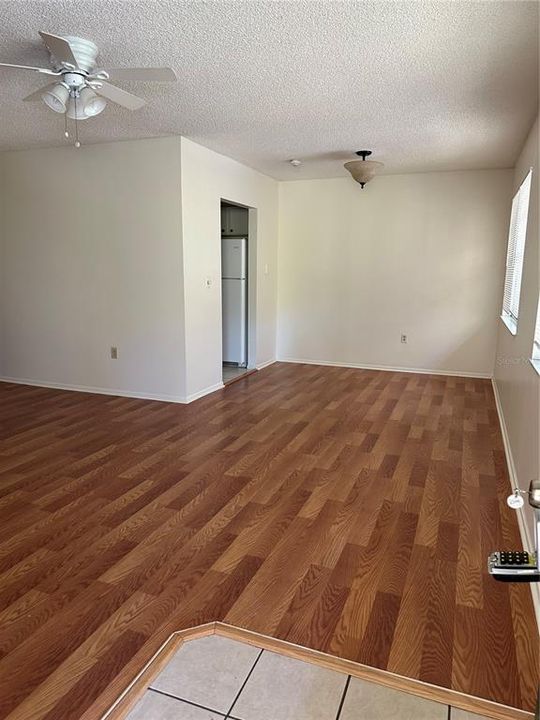 For Rent: $1,495 (2 beds, 1 baths, 837 Square Feet)
