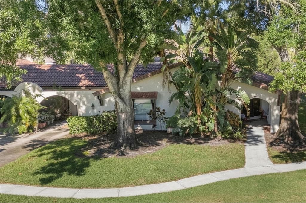 En Venta: $458,000 (2 camas, 2 baños, 1660 Pies cuadrados)