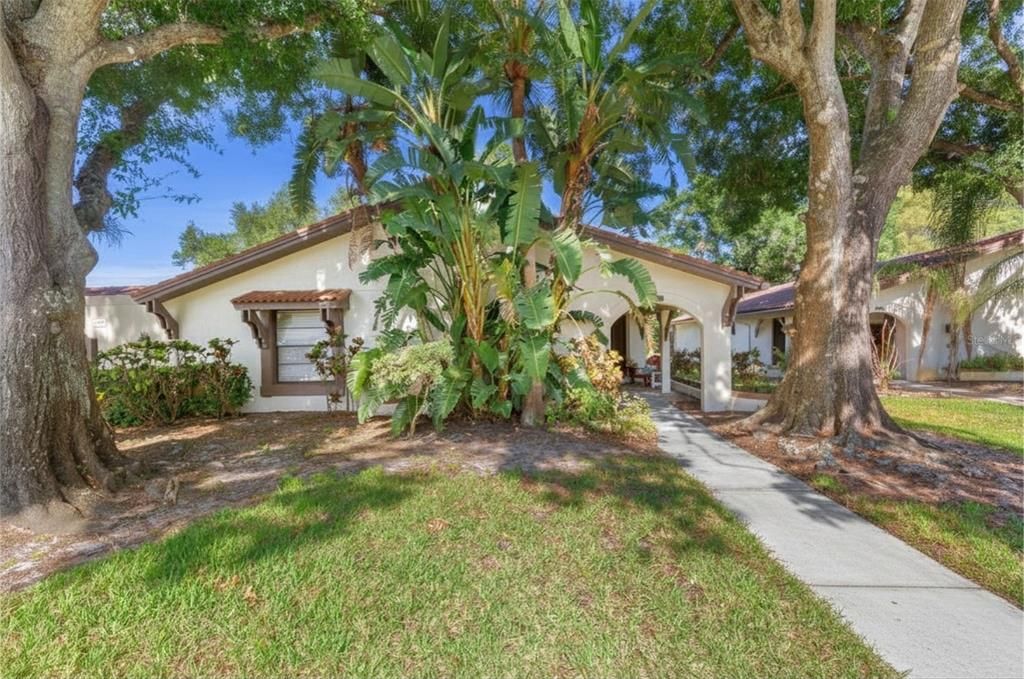 En Venta: $458,000 (2 camas, 2 baños, 1660 Pies cuadrados)