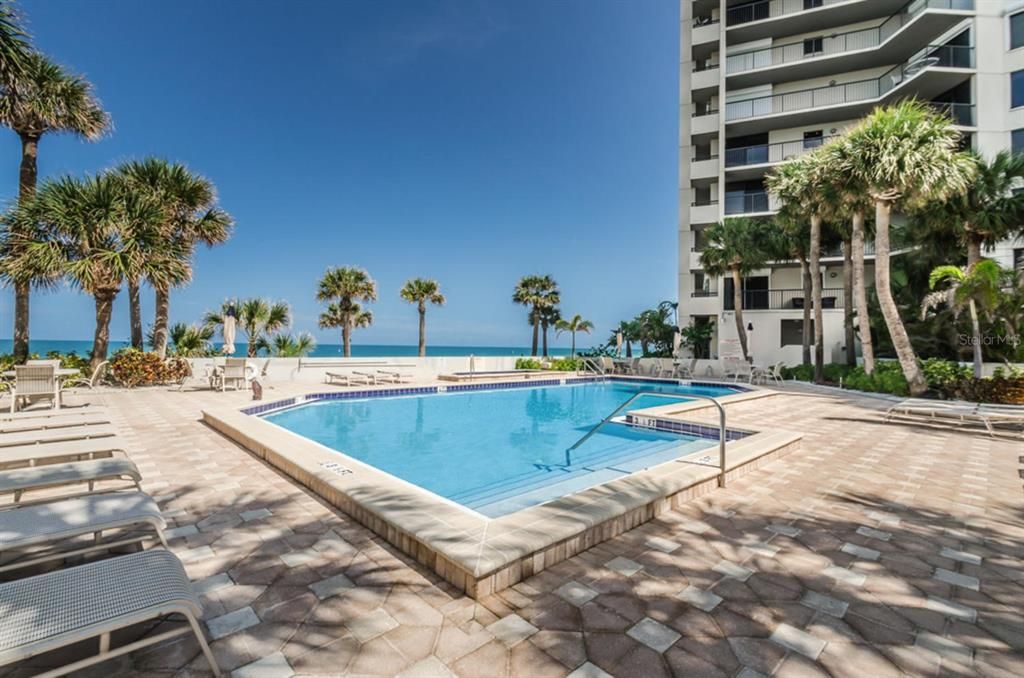 В аренду: $5,100 (2 спален, 2 ванн, 1840 Квадратных фут)