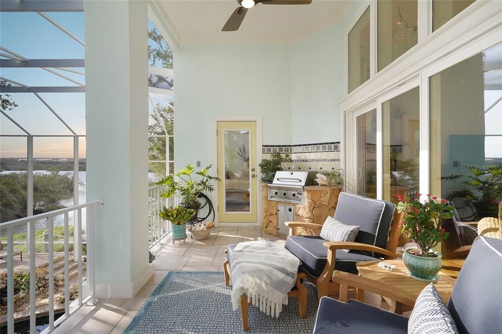 For Sale: $1,599,000 (3 beds, 3 baths, 2920 Square Feet)