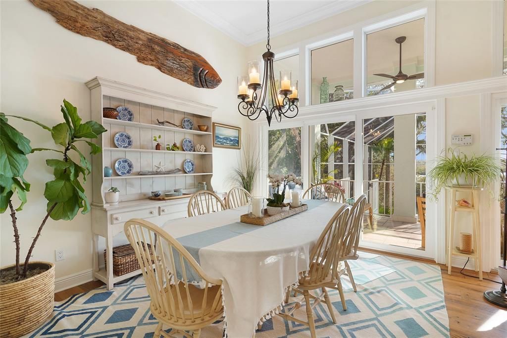 For Sale: $1,599,000 (3 beds, 3 baths, 2920 Square Feet)
