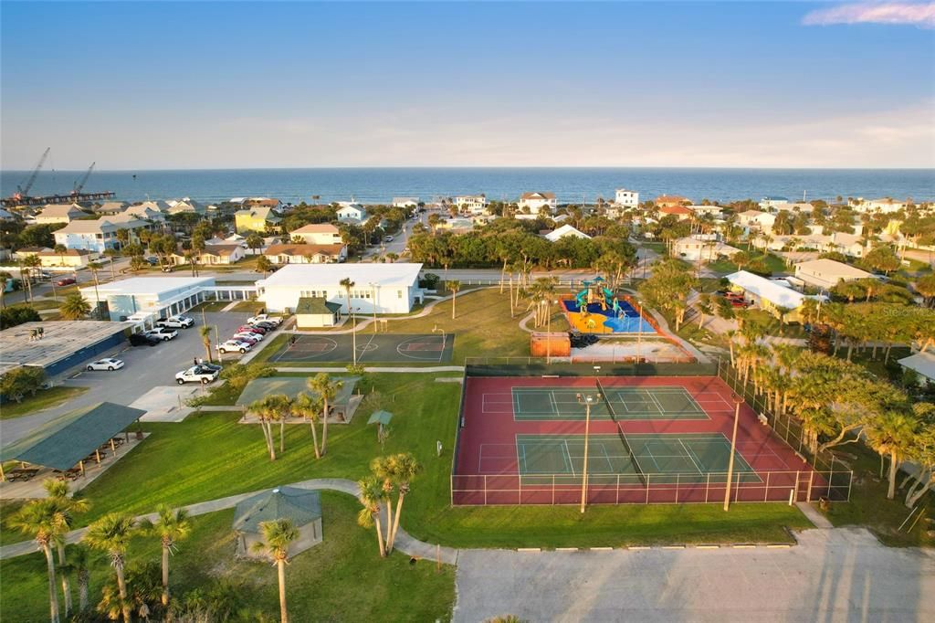 For Sale: $1,599,000 (3 beds, 3 baths, 2920 Square Feet)