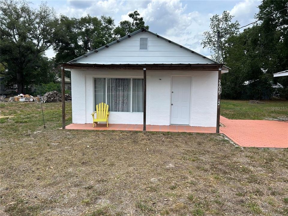 Active With Contract: $950 (1 beds, 1 baths, 500 Square Feet)