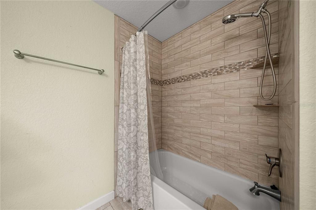 For Sale: $549,900 (4 beds, 2 baths, 2255 Square Feet)