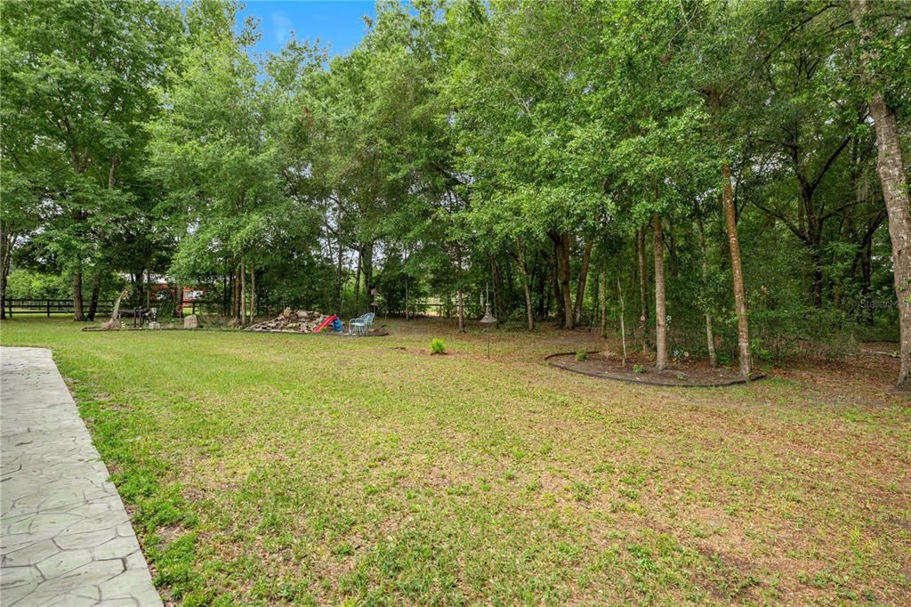 For Sale: $549,900 (4 beds, 2 baths, 2255 Square Feet)