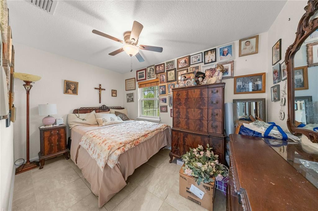 For Sale: $549,900 (4 beds, 2 baths, 2255 Square Feet)