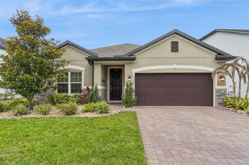 For Sale: $424,000 (4 beds, 2 baths, 2064 Square Feet)