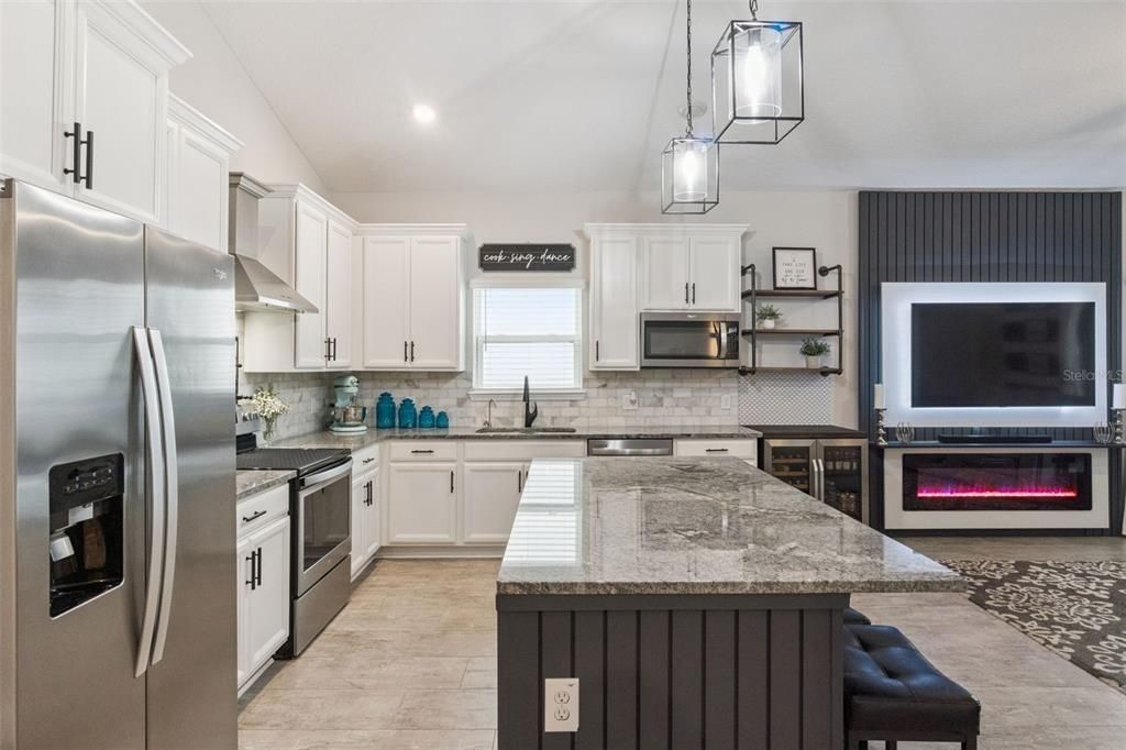 For Sale: $424,000 (4 beds, 2 baths, 2064 Square Feet)