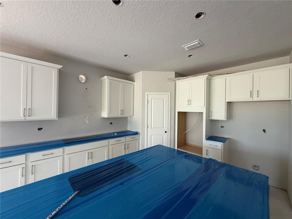 For Sale: $434,990 (4 beds, 3 baths, 2055 Square Feet)