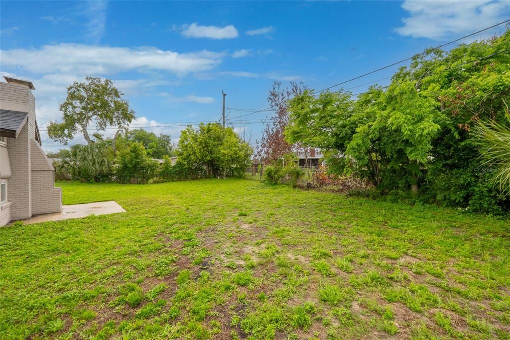 For Sale: $318,000 (3 beds, 2 baths, 1680 Square Feet)