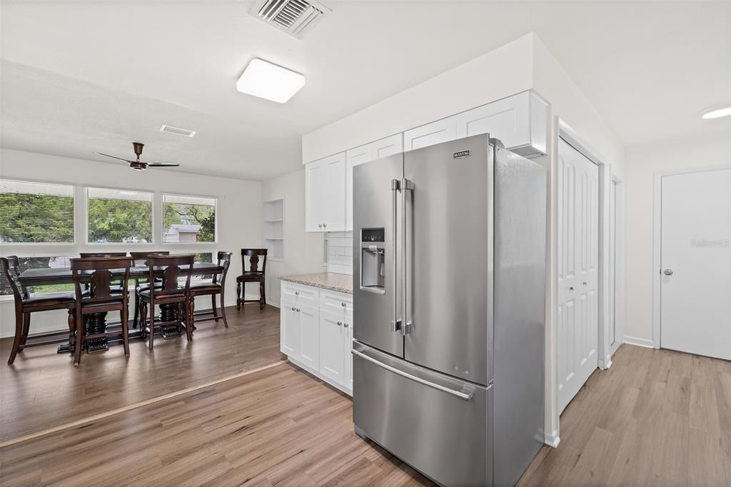 For Sale: $318,000 (3 beds, 2 baths, 1680 Square Feet)
