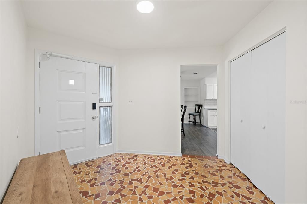 For Sale: $318,000 (3 beds, 2 baths, 1680 Square Feet)