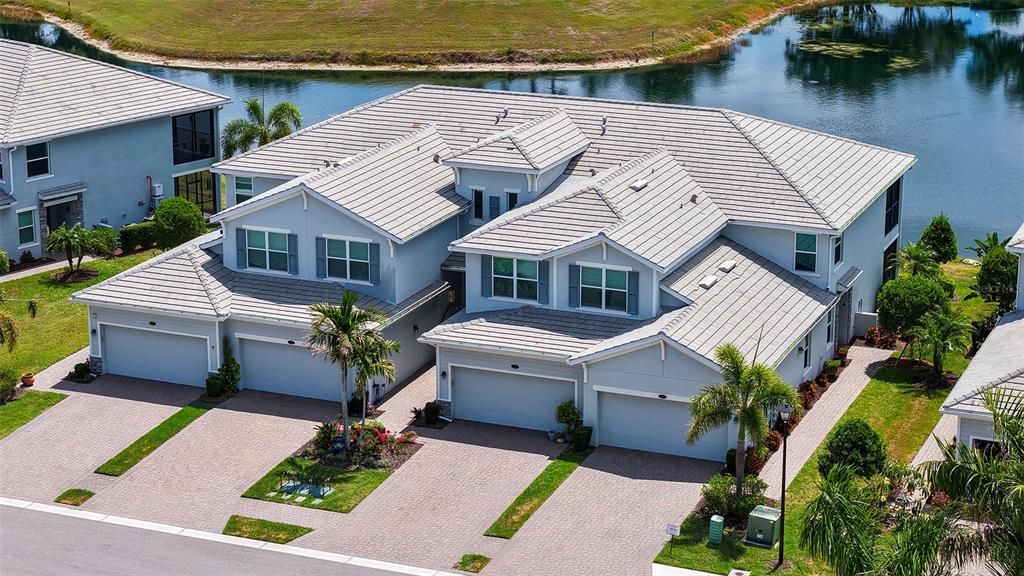 Active With Contract: $349,900 (3 beds, 2 baths, 1769 Square Feet)