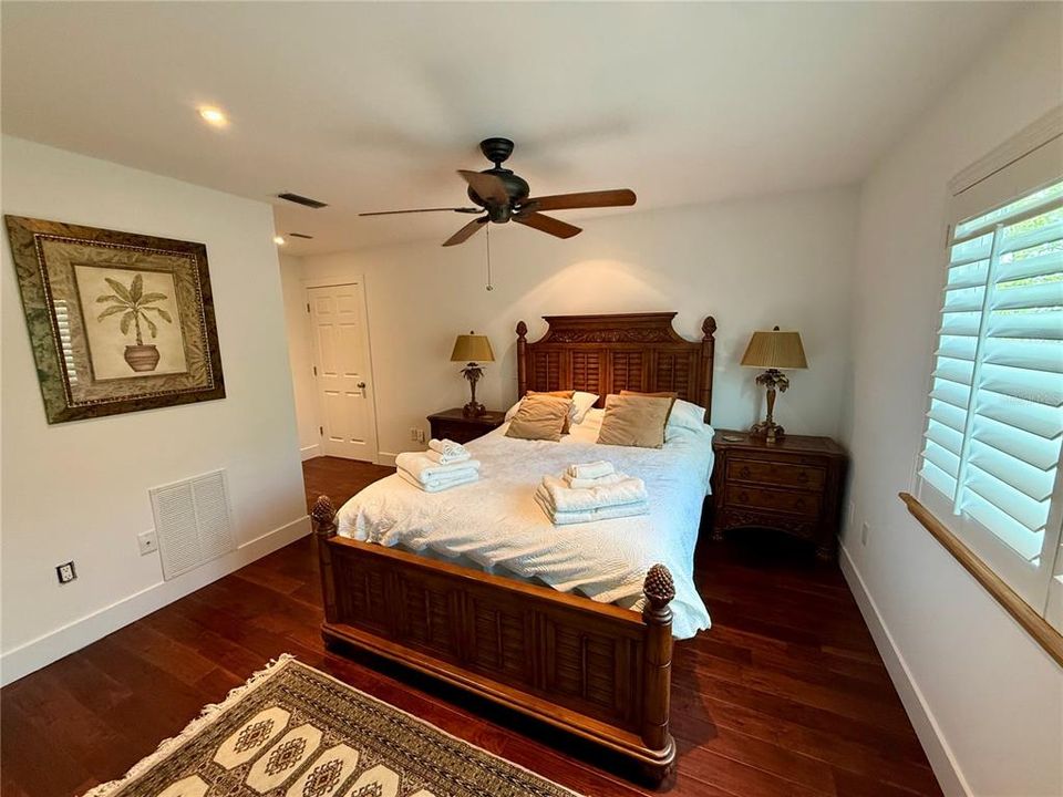 For Rent: $10,000 (4 beds, 3 baths, 3882 Square Feet)