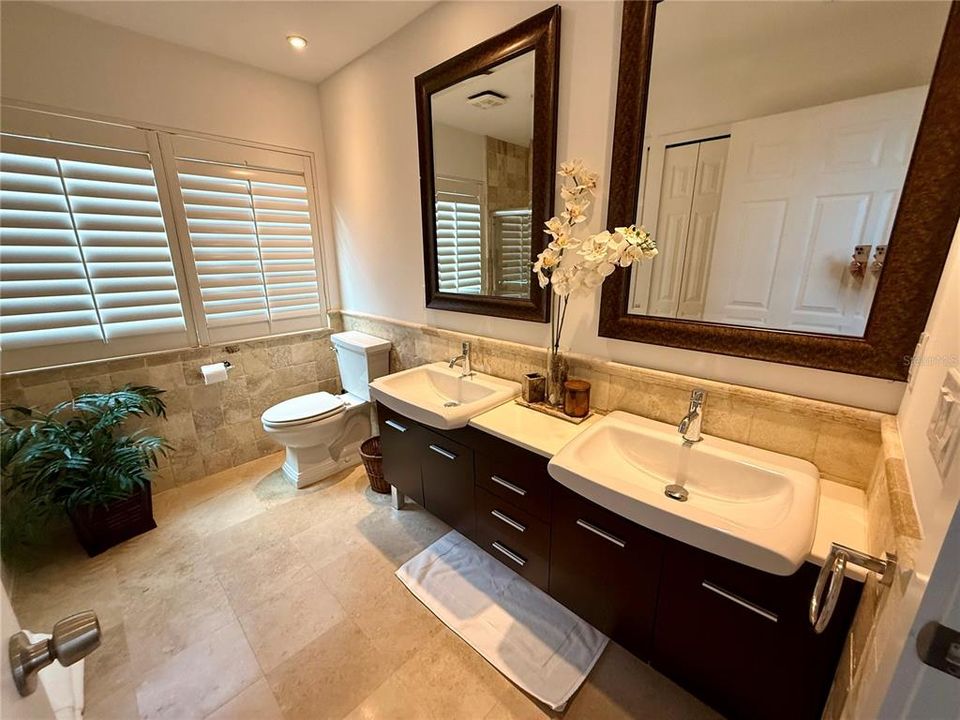 For Rent: $10,000 (4 beds, 3 baths, 3882 Square Feet)