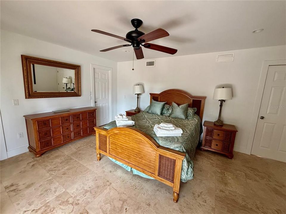 For Rent: $10,000 (4 beds, 3 baths, 3882 Square Feet)
