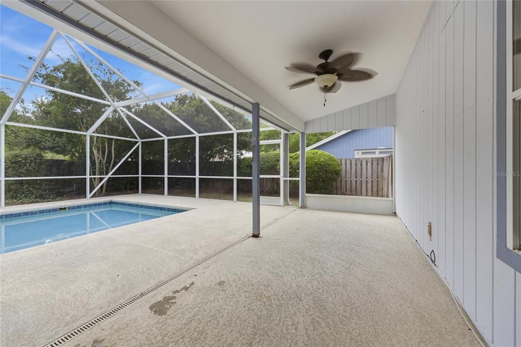 En Venta: $330,000 (3 camas, 2 baños, 1295 Pies cuadrados)