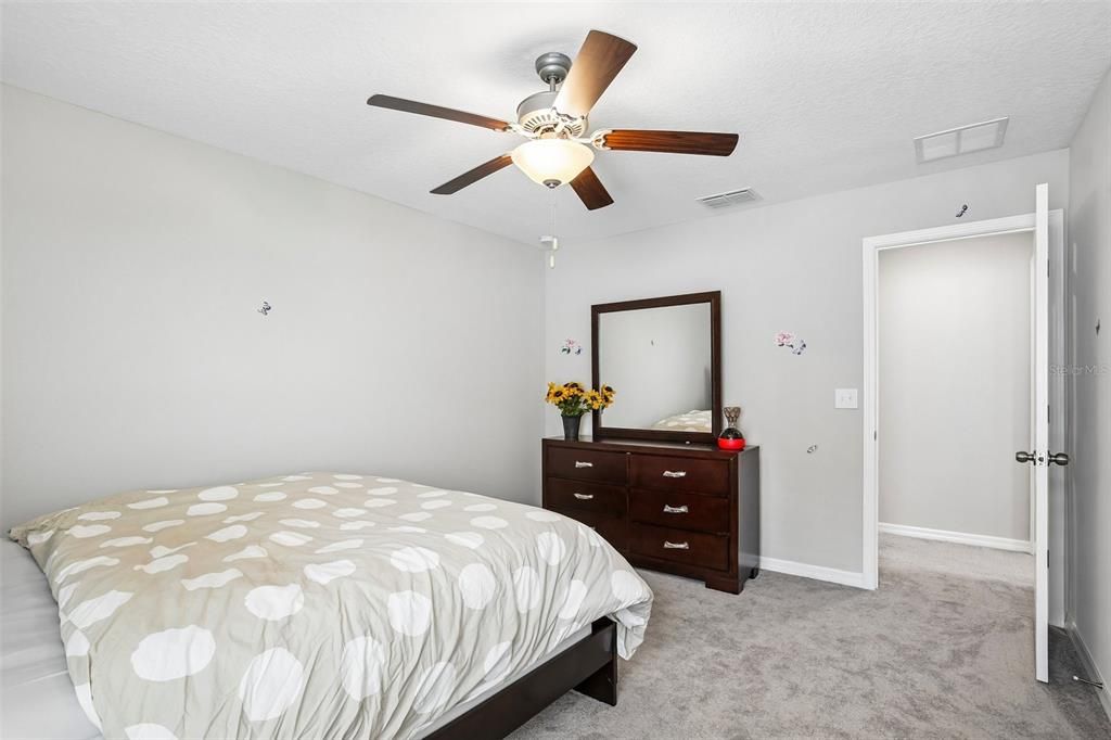 For Sale: $425,000 (6 beds, 3 baths, 3349 Square Feet)