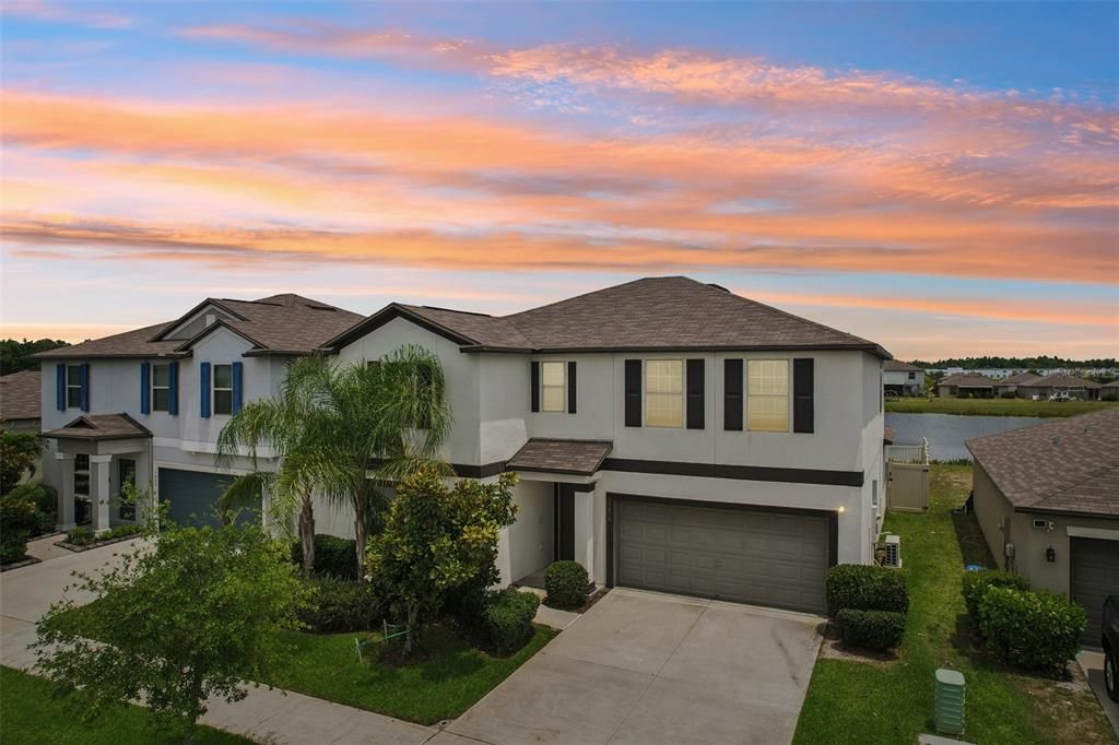 For Sale: $425,000 (6 beds, 3 baths, 3349 Square Feet)