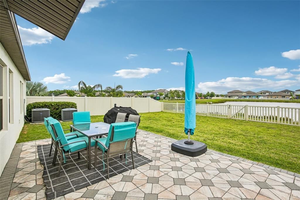 For Sale: $425,000 (6 beds, 3 baths, 3349 Square Feet)