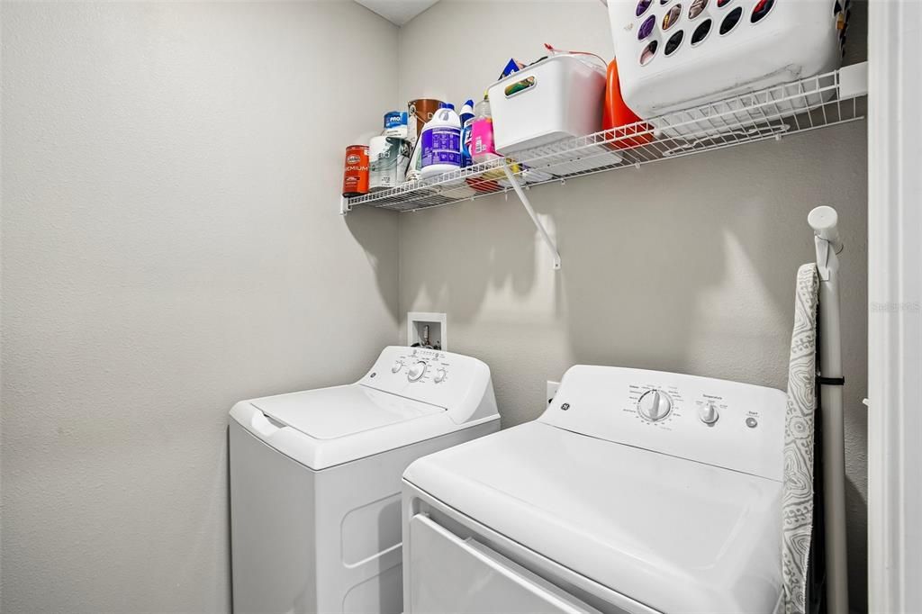 For Sale: $425,000 (6 beds, 3 baths, 3349 Square Feet)