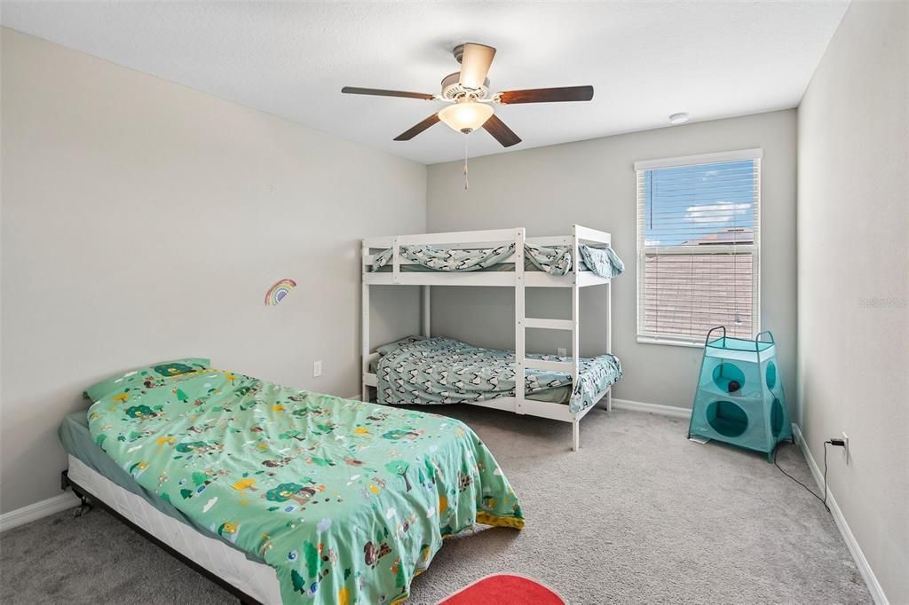 For Sale: $425,000 (6 beds, 3 baths, 3349 Square Feet)