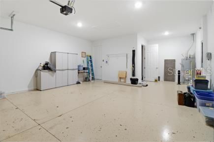En Venta: $349,900 (2 camas, 2 baños, 1983 Pies cuadrados)