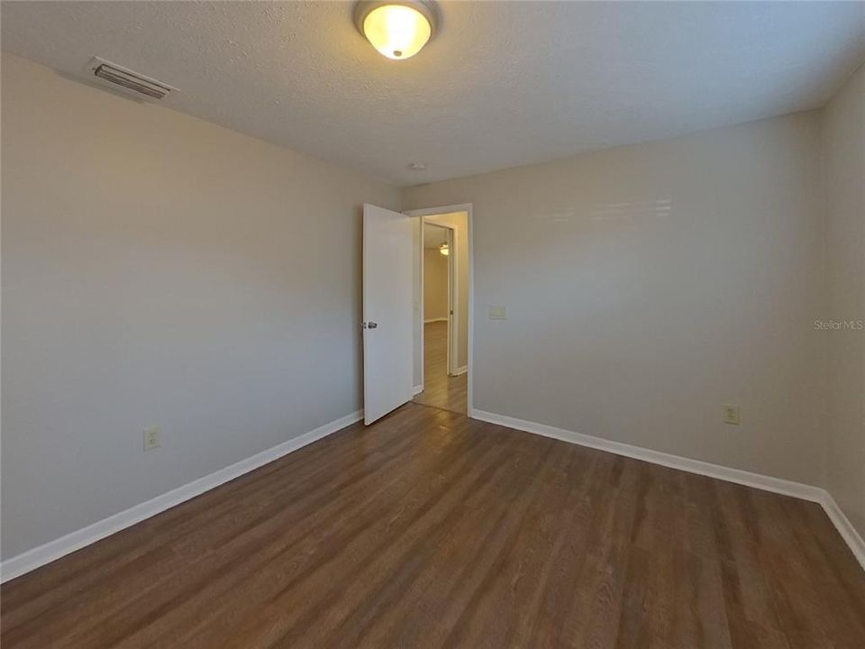 For Rent: $2,729 (3 beds, 2 baths, 2400 Square Feet)