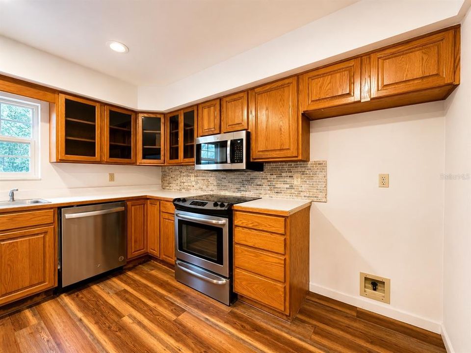 For Sale: $529,000 (4 beds, 4 baths, 2972 Square Feet)