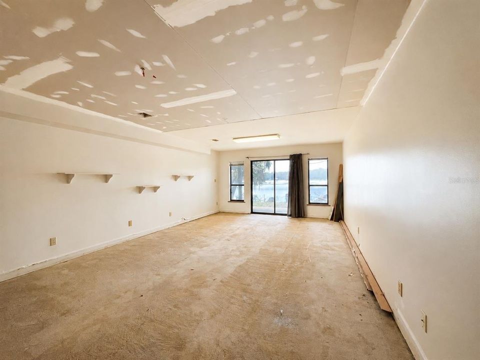 For Sale: $529,000 (4 beds, 4 baths, 2972 Square Feet)