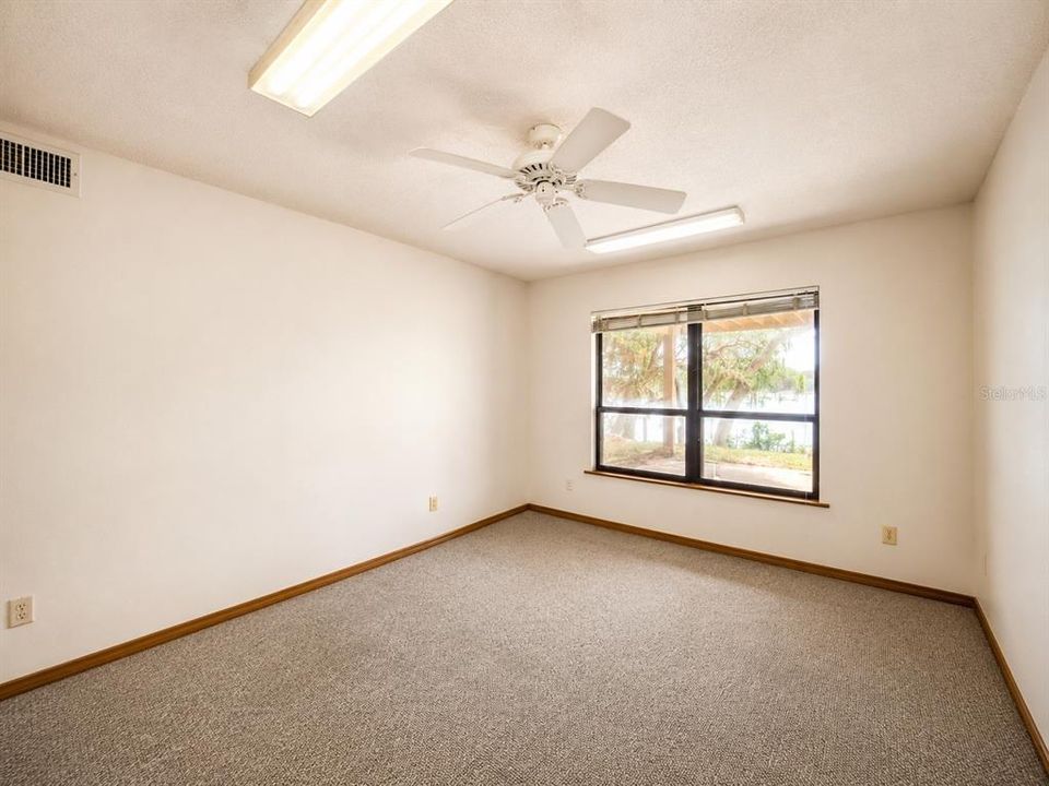 For Sale: $529,000 (4 beds, 4 baths, 2972 Square Feet)