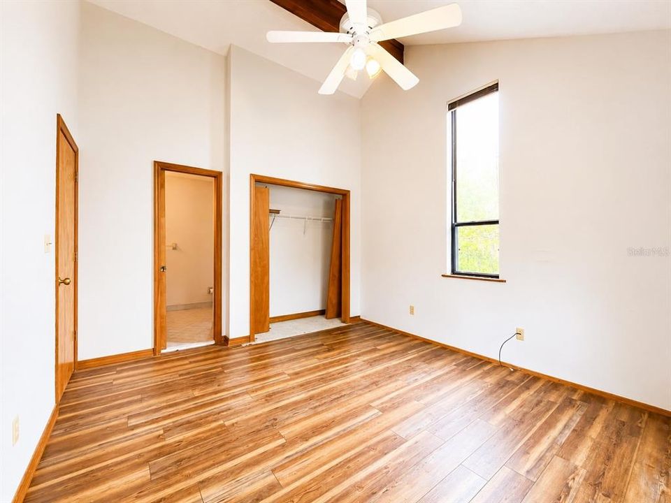 For Sale: $529,000 (4 beds, 4 baths, 2972 Square Feet)