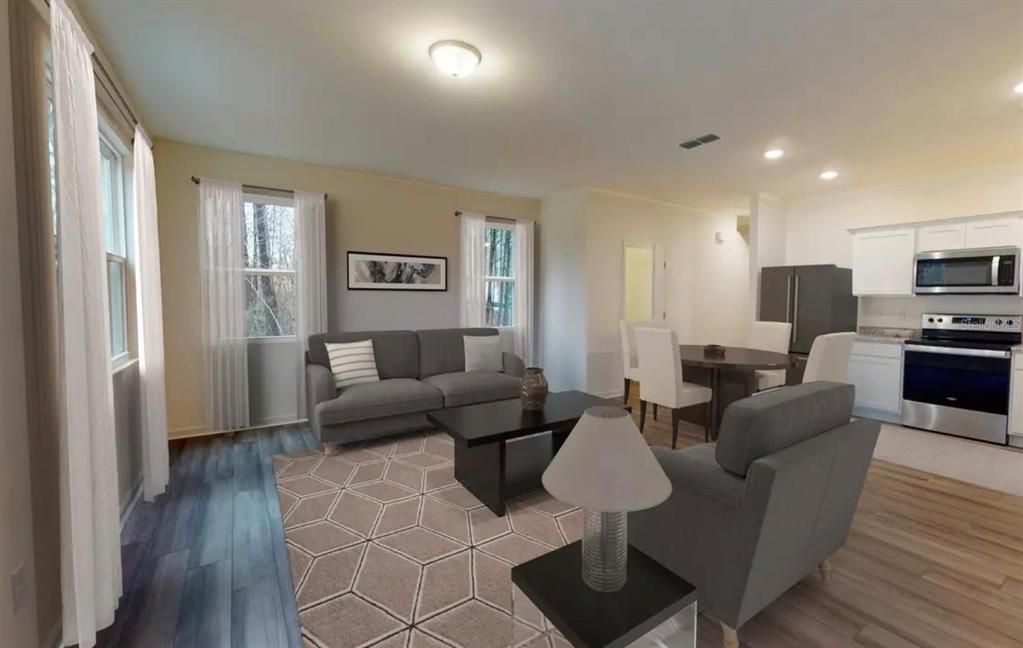 For Rent: $2,000 (3 beds, 2 baths, 1386 Square Feet)