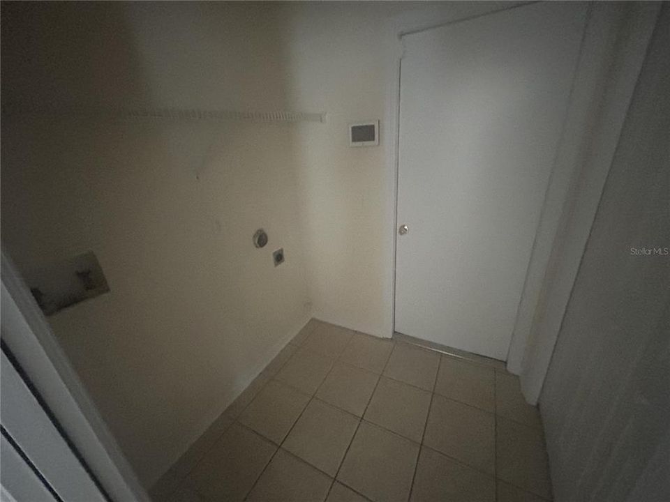 En Renta: $2,500 (4 camas, 2 baños, 2185 Pies cuadrados)