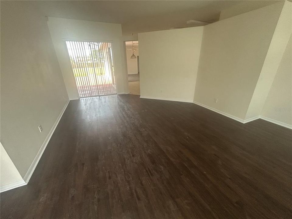 En Renta: $2,500 (4 camas, 2 baños, 2185 Pies cuadrados)