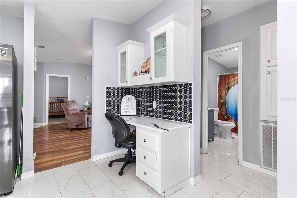 En Venta: $250,000 (2 camas, 2 baños, 1300 Pies cuadrados)