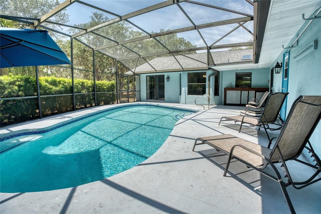 For Sale: $689,999 (4 beds, 3 baths, 2157 Square Feet)