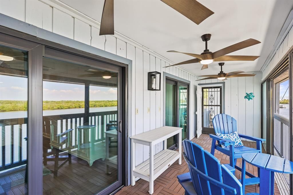 For Rent: $2,300 (2 beds, 2 baths, 1095 Square Feet)
