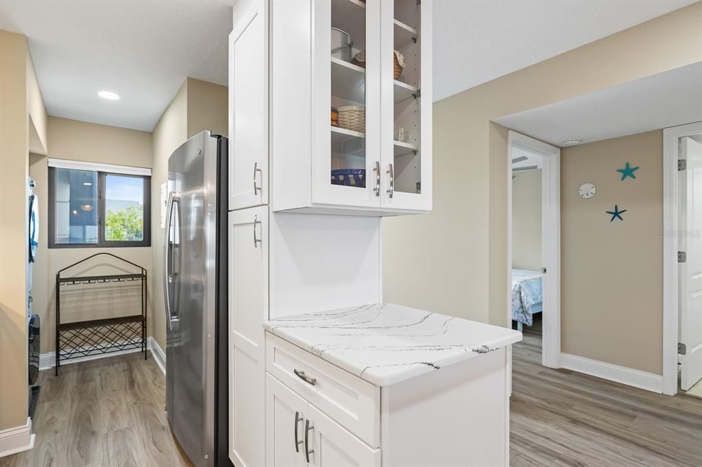 For Rent: $2,300 (2 beds, 2 baths, 1095 Square Feet)
