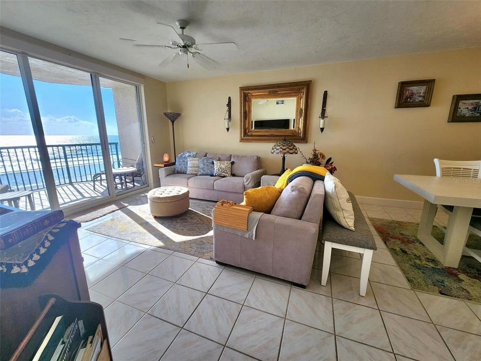 For Sale: $625,000 (2 beds, 2 baths, 1533 Square Feet)