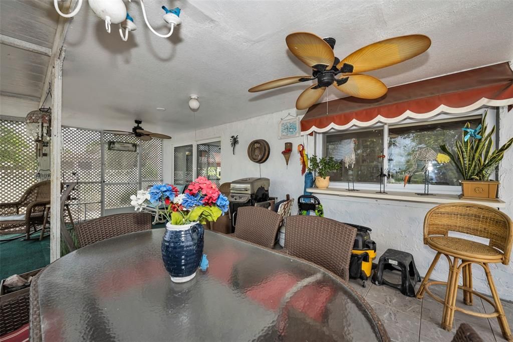 En Venta: $250,000 (2 camas, 2 baños, 1334 Pies cuadrados)