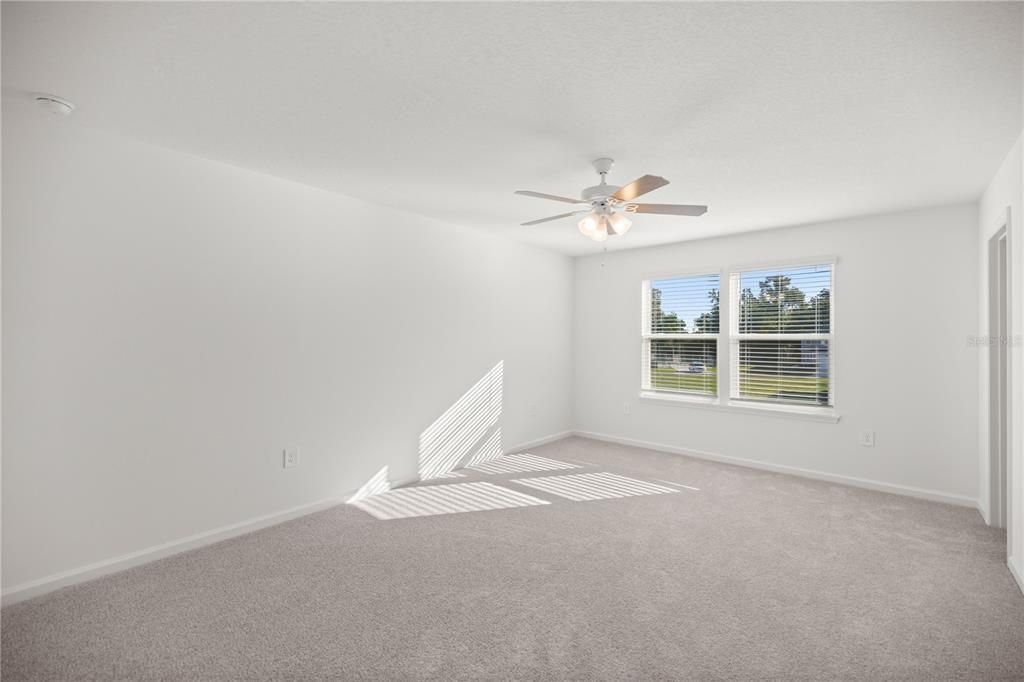 For Rent: $1,900 (3 beds, 2 baths, 1828 Square Feet)
