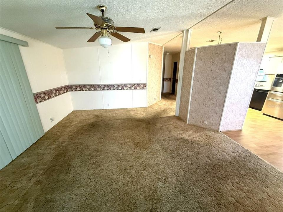 Activo con contrato: $79,900 (2 camas, 2 baños, 1079 Pies cuadrados)